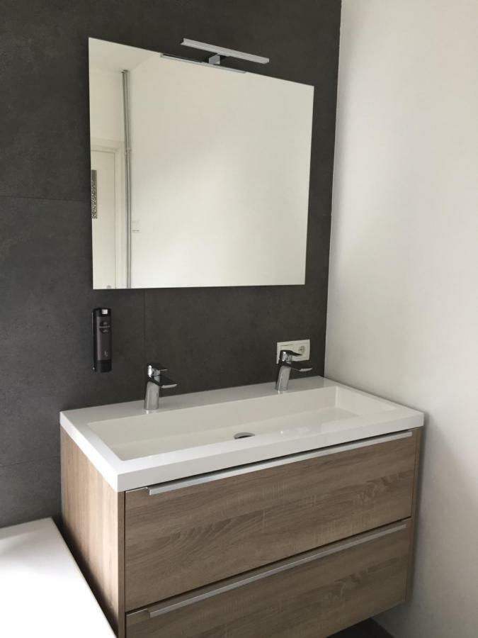 Bed And Breakfast Loft24 Херлен Екстериор снимка