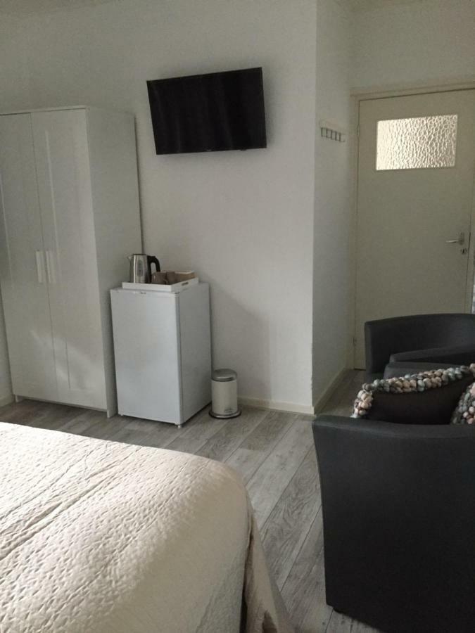 Bed And Breakfast Loft24 Херлен Екстериор снимка