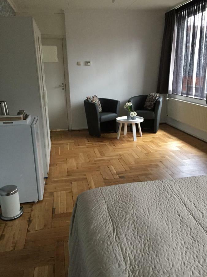Bed And Breakfast Loft24 Херлен Екстериор снимка