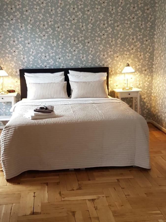 Bed And Breakfast Loft24 Херлен Екстериор снимка