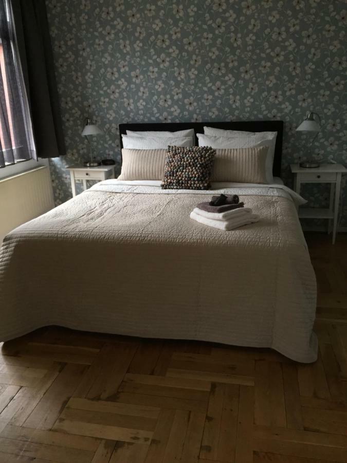 Bed And Breakfast Loft24 Херлен Екстериор снимка